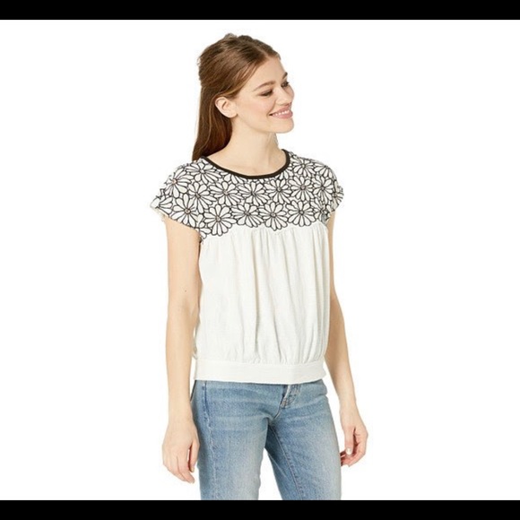 NWT Free💕People Georgia Bubble Hem Top in Ivory - Picture 4 of 8